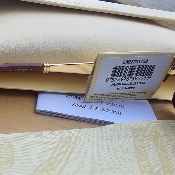 NWT LE SPECS X MISSOMA Orion Ridge LMI2231728 Burgundy Square Sunglasses - Picture 12 of 12